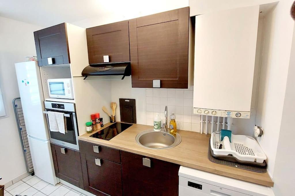 Cosy Home 2, 2 Chambres, 6 Personnes, 3 Min Gare, Parking Cergy Εξωτερικό φωτογραφία
